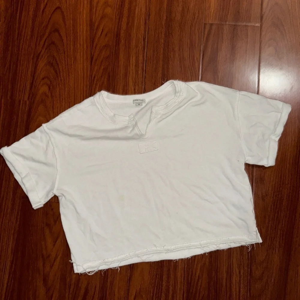 Habitual crop top t-shirt raw edges in white v neck size 14 - Picture 2 of 7
